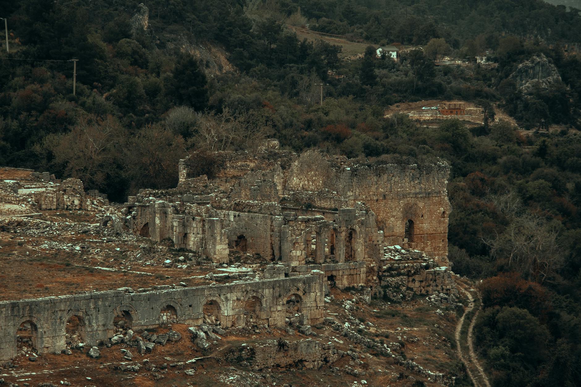 The Wall Builders: How Civilizations Turned Their Borders Into Their Tombstones